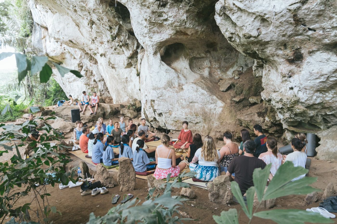 Sound cave