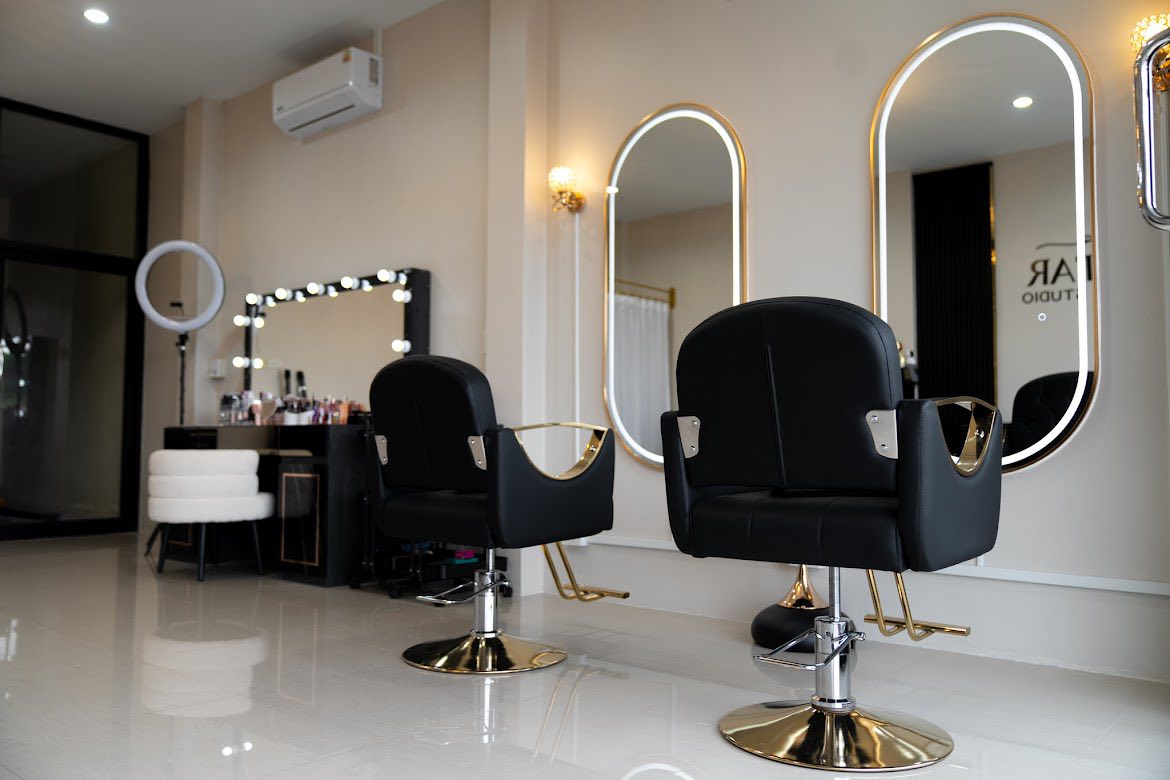 Salon Floor
